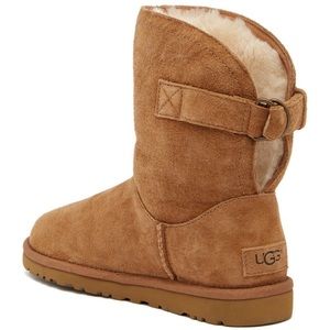 UGG Remora Boots Chestnut